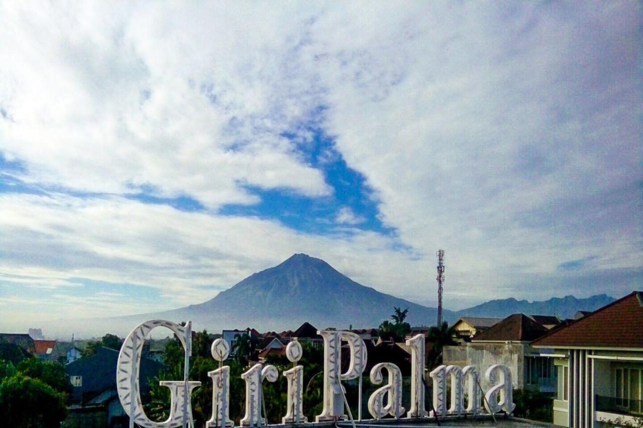 Giri Palma Hotel Malang Bagian luar foto