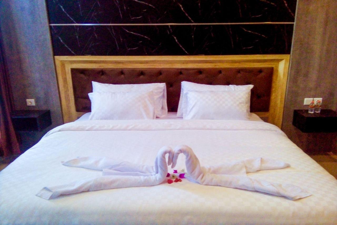 Giri Palma Hotel Malang Bagian luar foto
