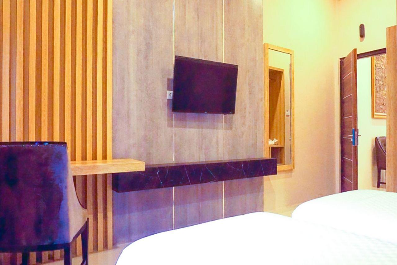 Giri Palma Hotel Malang Bagian luar foto