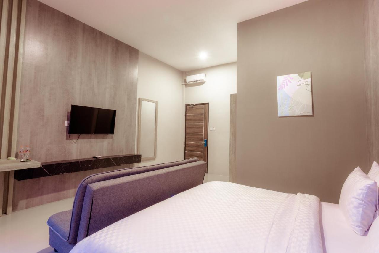 Giri Palma Hotel Malang Bagian luar foto