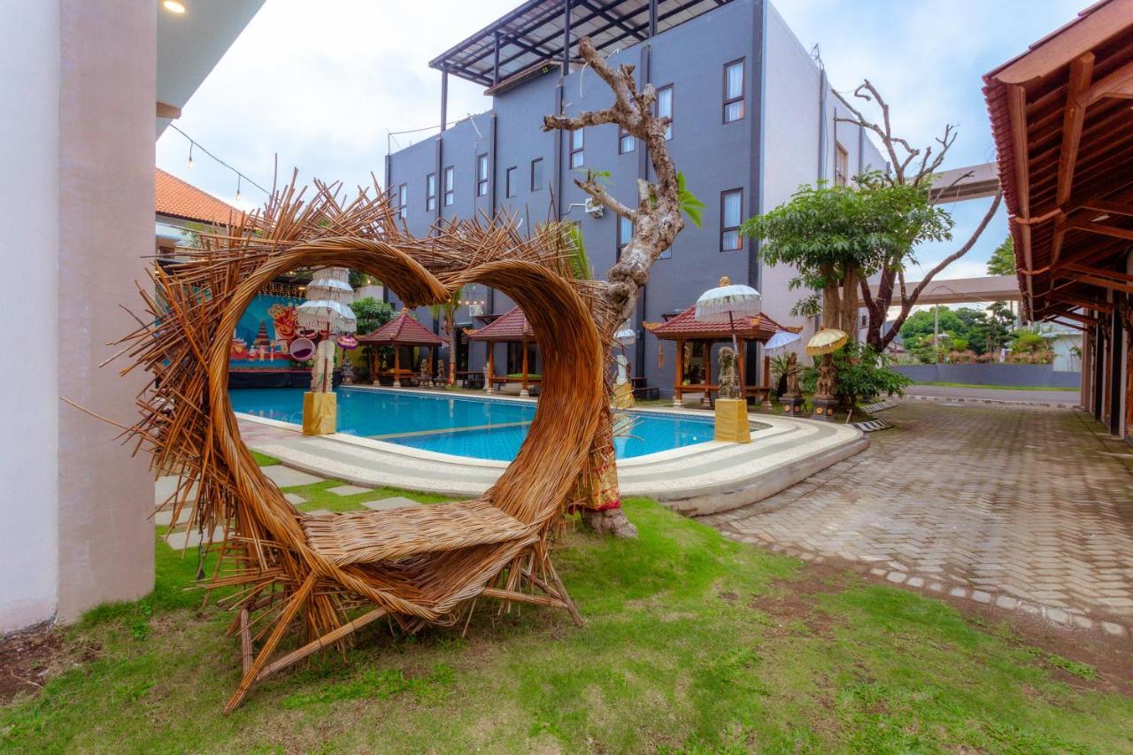 Giri Palma Hotel Malang Bagian luar foto