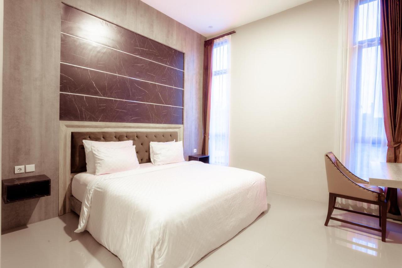 Giri Palma Hotel Malang Bagian luar foto