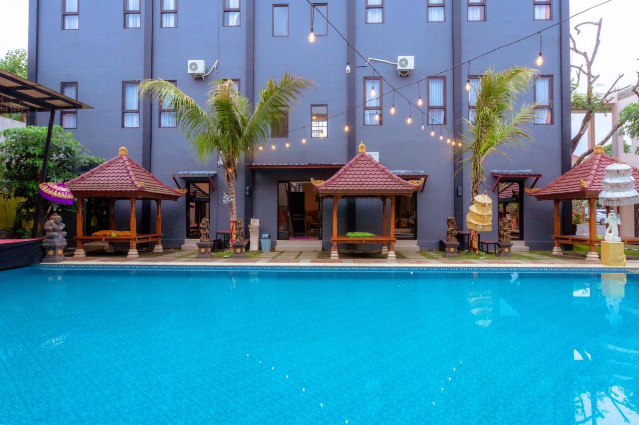 Giri Palma Hotel Malang Bagian luar foto